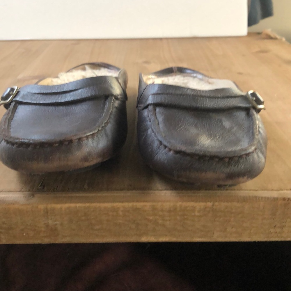 Uggs - Picture 4 of 5
